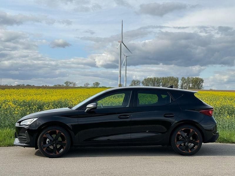 Gebraucht Cupra Leon 150 PS (110 kW) 2023 Schwarz Limousine