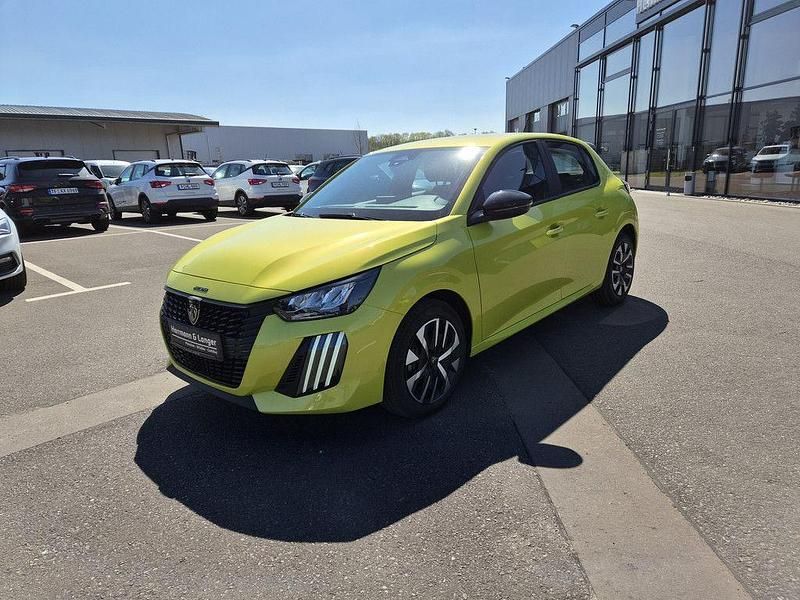 Neu Peugeot 208 Style 110 PS (80 kW) 2026 Gelb Kleinwagen