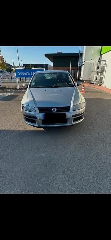 Gebraucht Fiat Stilo 103 PS (75 kW) 2003 Silber Kleinwagen