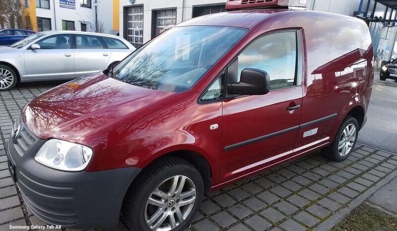 Rot Gebraucht 2010 VW Caddy Van / Kleinbus | 9.401 € (Etwas zu teuer) - Bild 1/4