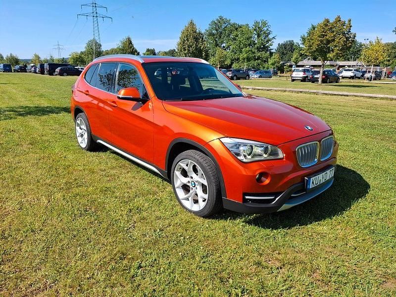 Orange Gebraucht 2012 BMW X1 xLine SUV | 11.500 € (Teuer) - Bild 1/4