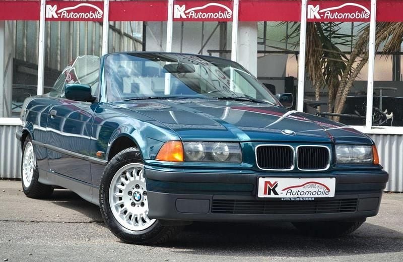 Grün Gebraucht 1995 BMW 320 Cabriolet Cabrio | 6.799 € - Bild 1/4