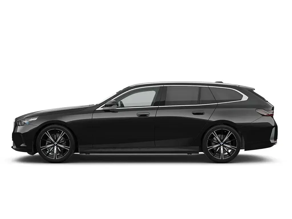 Gebraucht BMW 520 Performance 208 PS (152 kW) 2026 Schwarz Kombi