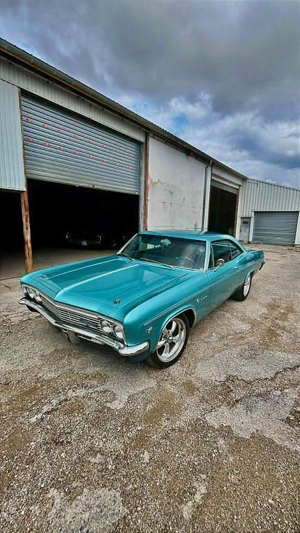 Blau Gebraucht 1966 Chevrolet Impala Limousine | 31.500 € - Bild 1/4