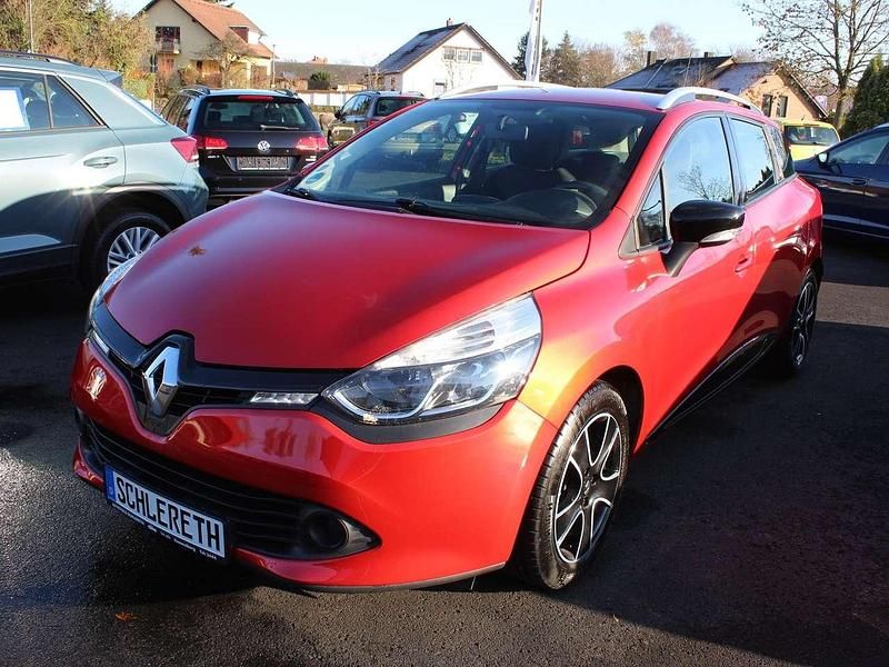 Feuerrot Gebraucht 2015 Renault Clio GrandTour Dynamique Kombi | 7.350 € - Bild 1/4