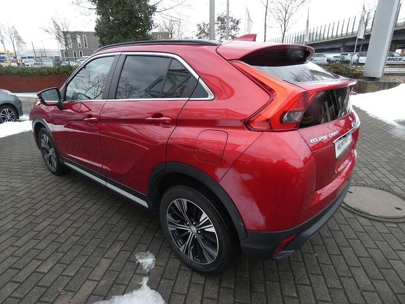 Gebraucht Mitsubishi Eclipse Cross Spirit+ 163 PS (119 kW) 2020 Rot SUV