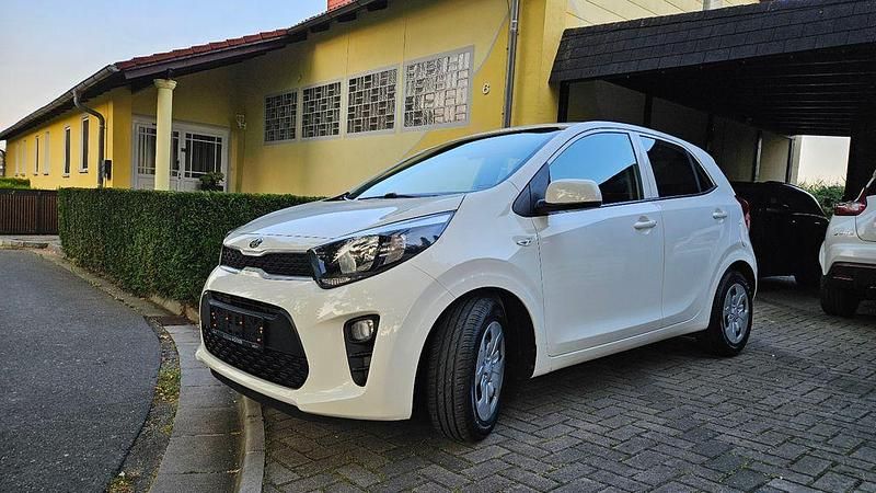 Weiß Gebraucht 2020 Kia Picanto Edition 7 Kleinwagen | 8.400 € (Guter Preis) - Bild 1/4