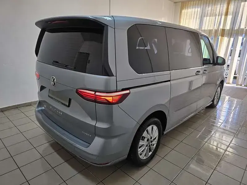 Occasion VW Multivan 150 ch (110 kW) 2023 Argent Monospace