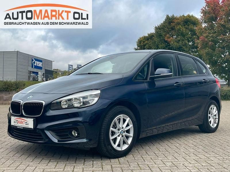 Blau Gebraucht 2016 BMW 218 Active Tourer Advantage Van / Kleinbus | 14.790 € (Guter Preis) - Bild 1/4