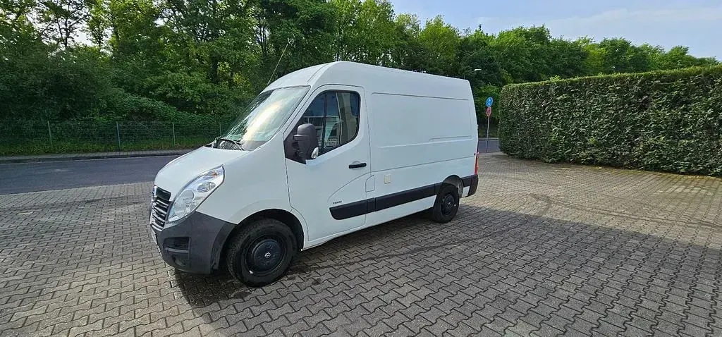 Gebraucht Opel Movano 125 PS (91 kW) 2012 Weiß Van / Kleinbus