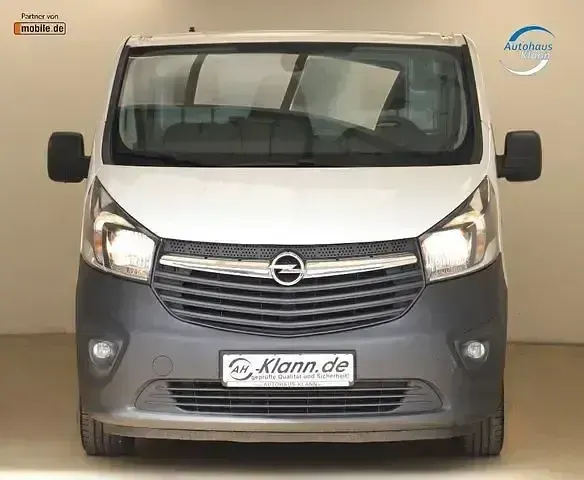 Gebraucht Opel Vivaro 120 PS (88 kW) 2016 Weiß Van / Kleinbus