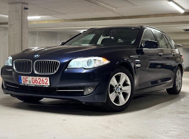 Gebraucht BMW 525 Performance 218 PS (160 kW) 2012 Blau Kombi