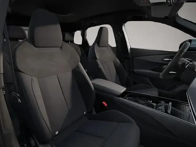 Neu Audi Q3 S-Line 204 PS (150 kW) 2026 Manufacturer SUV