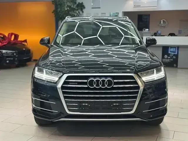 Używany Audi Q7 Design 218 KM (160 kW) 2017 Czarny SUV
