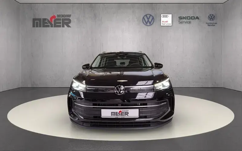 Gebraucht VW Tiguan Goal 150 PS (110 kW) 2025 Schwarz SUV