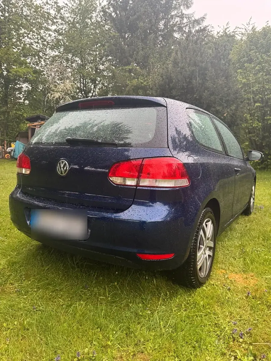 Gebraucht VW Golf VI 80 PS (58 kW) 2010 Blau Kleinwagen