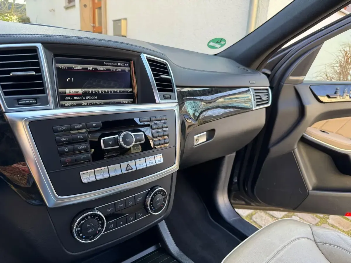 Gebraucht Mercedes GL350 258 PS (189 kW) 2013 Schwarz SUV