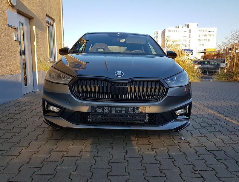 Gebraucht Skoda Fabia Monte Carlo 116 PS (85 kW) 2024 Saphirblau Kleinwagen