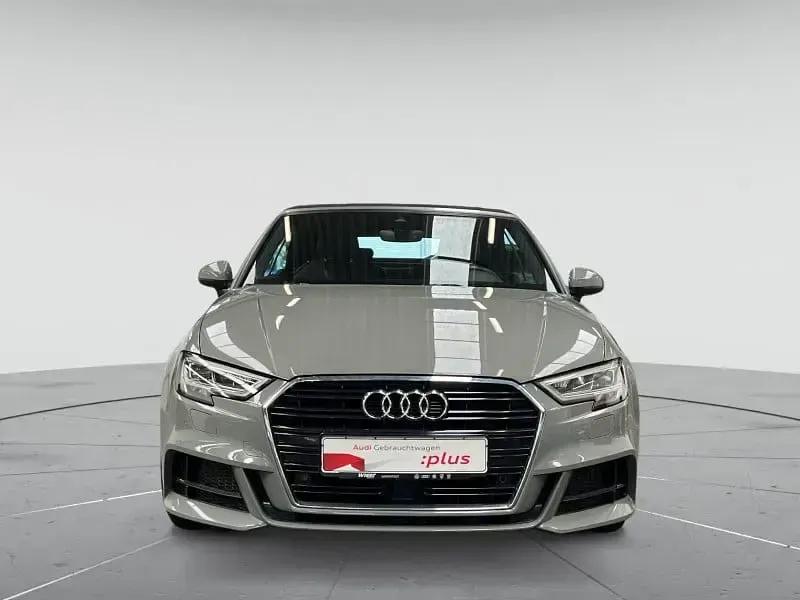 Gebraucht Audi Cabriolet S-Line 150 PS (110 kW) 2021 Grau Cabrio