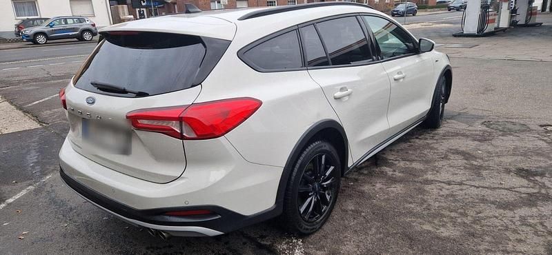 Second-hand Ford Focus Active 120 CP (88 kW) 2020 Alb Break