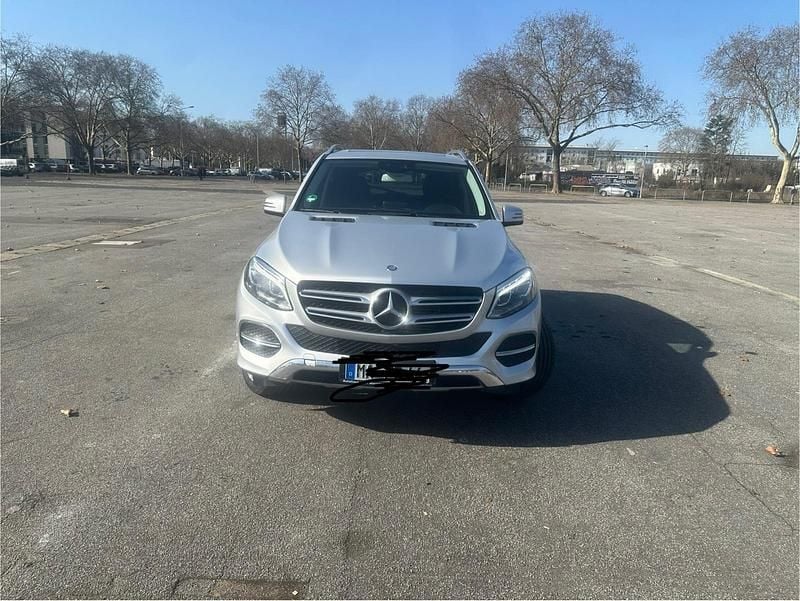 Gebraucht Mercedes GLE350 250 PS (183 kW) 2016 Silber SUV