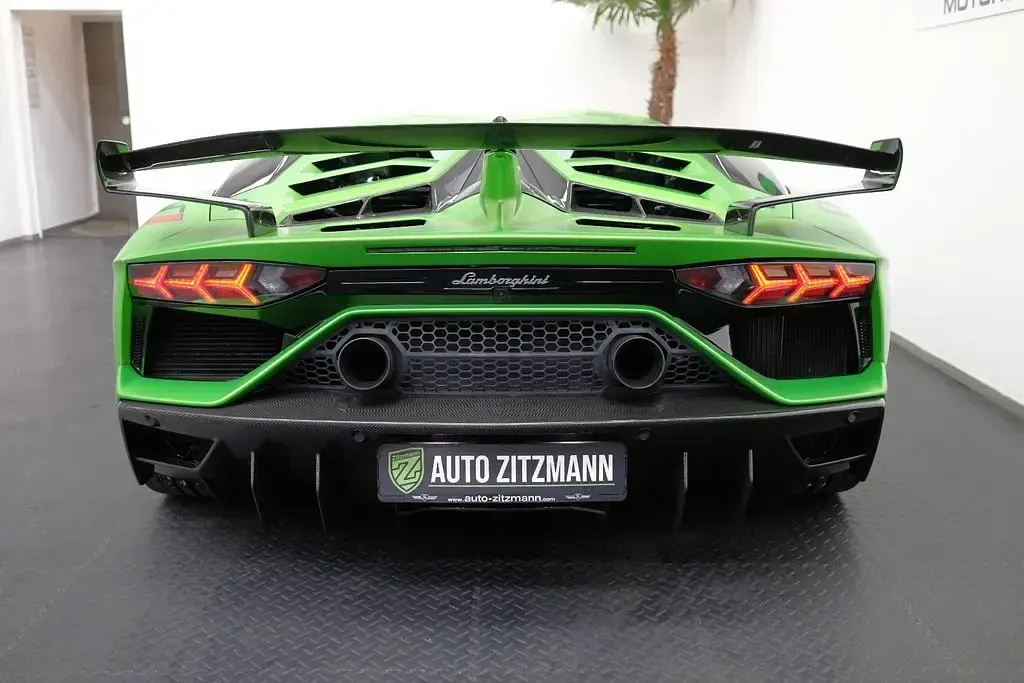 Usata Lamborghini Aventador 770 CV (566 kW) 2018 Verde Coupé