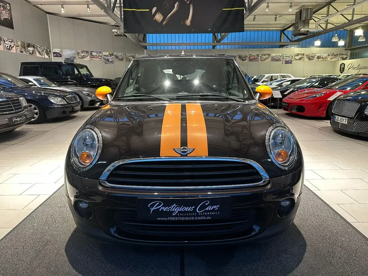 Usata Mini One Cabriolet 98 CV (72 kW) 2013 Marrone Cabrio