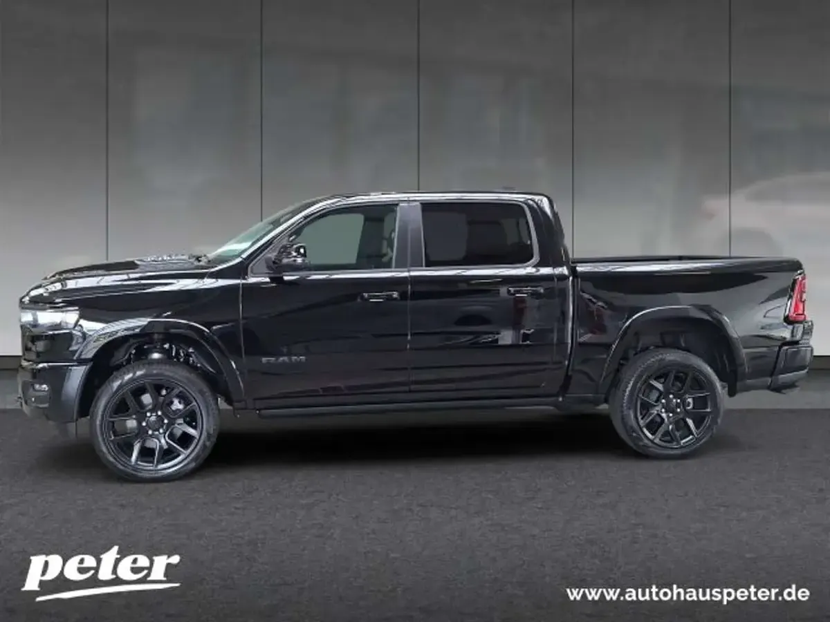 Neu Dodge Ram 426 PS (313 kW) 2025 Diamond black crystal pearlcoat Pickup