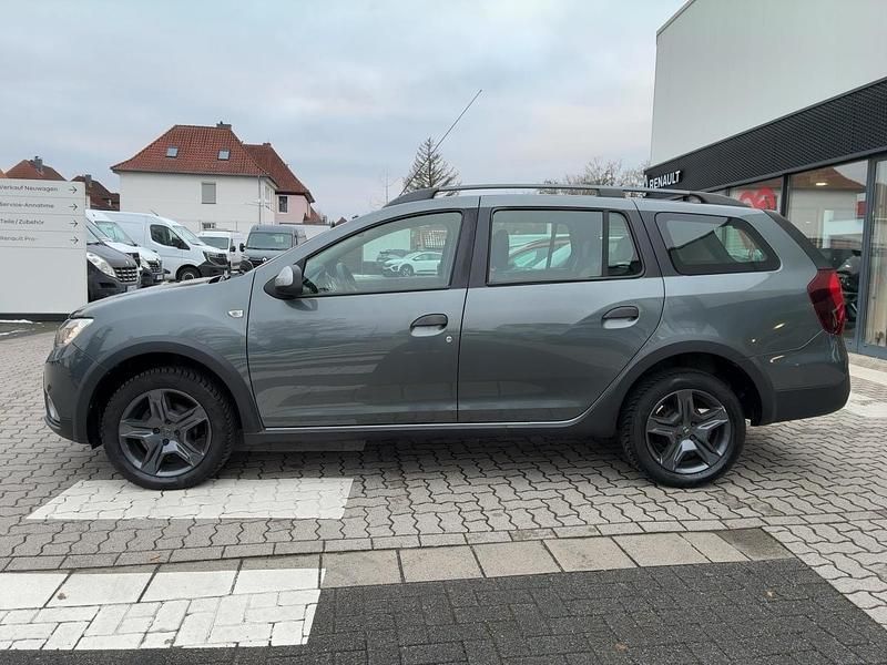 Gebraucht Dacia Logan MCV Celebration 90 PS (66 kW) 2017 Islandgrau (grau) Kombi