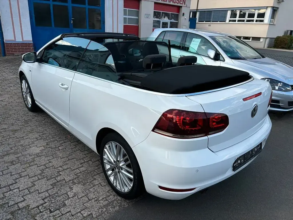 Gebraucht VW Golf Cabriolet Cup 105 PS (77 kW) 2014 Weiß Cabrio
