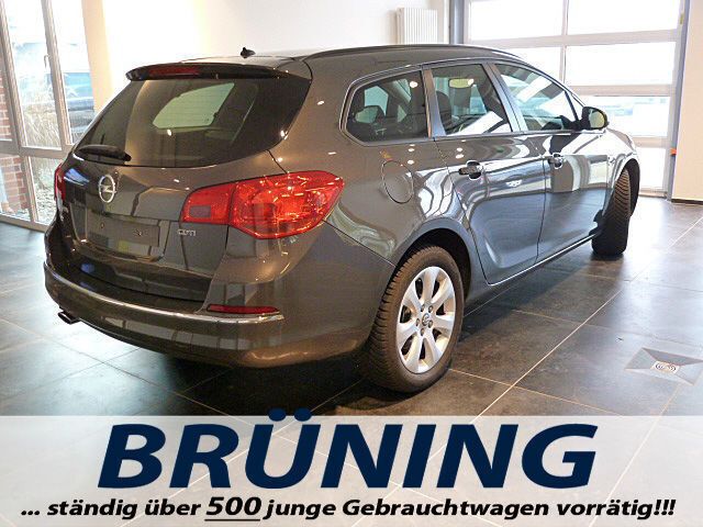 Gebraucht Opel Astra Energy 165 PS (121 kW) 2014 Grau metallic Kombi