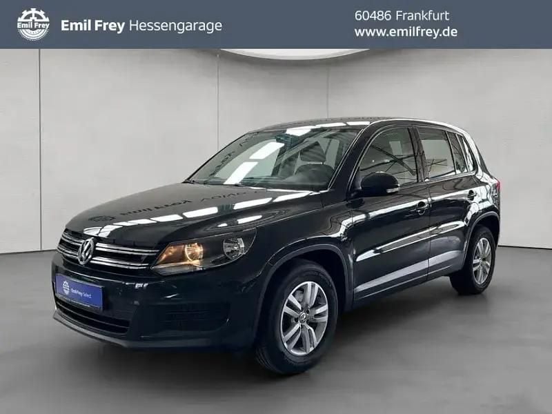 Urano gray Gebraucht 2015 VW Tiguan Trendline SUV | 8.850 € (Guter Preis) - Bild 1/4