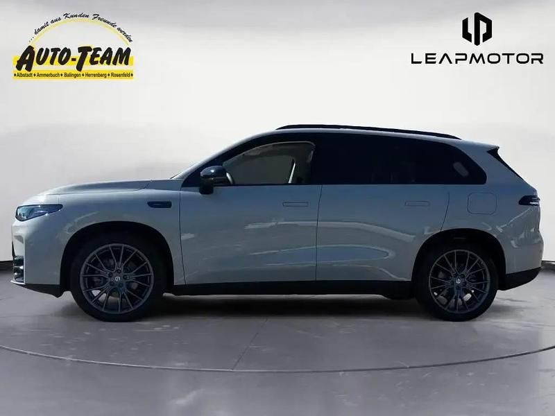 Neu Leapmotor C10 88 PS (64 kW) 2025 Grau SUV