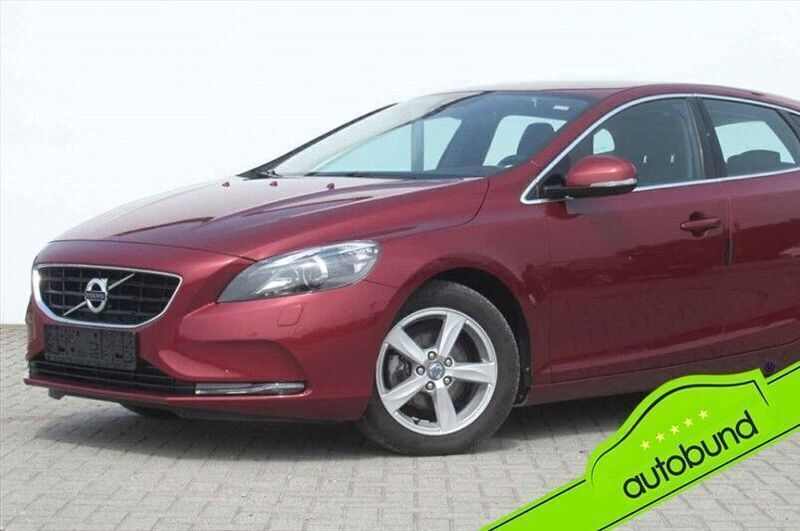 Gebraucht Volvo V40 114 PS (83 kW) 2013 Rot Kombi