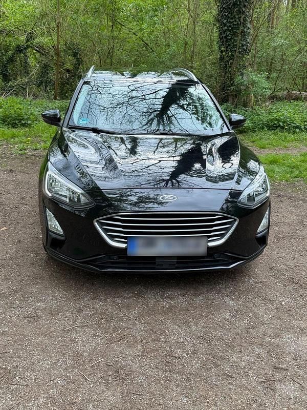 Gebraucht Ford Focus Active 120 PS (88 kW) 2020 Schwarz Kombi