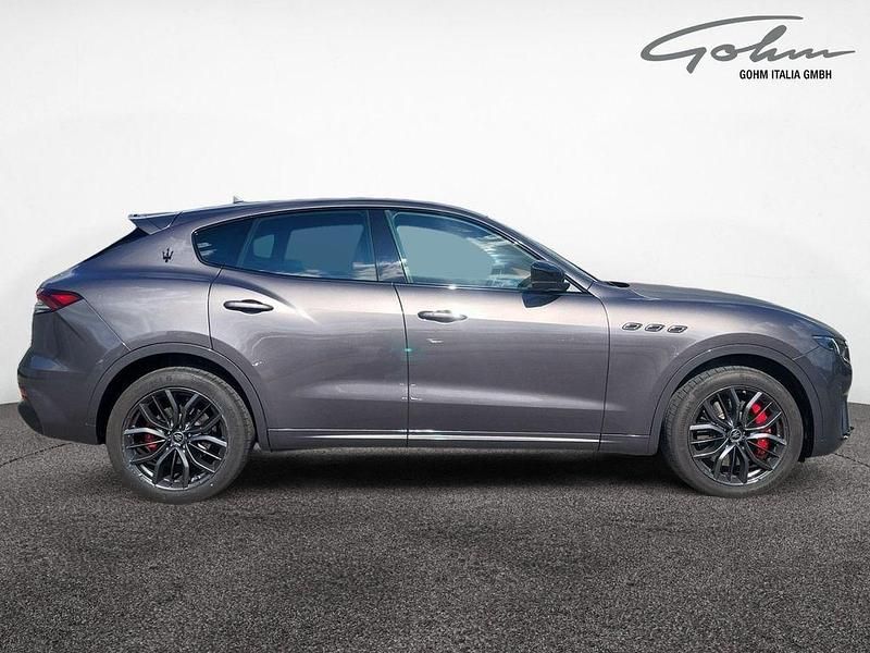 Gebraucht Maserati Levante 430 PS (316 kW) 2022 Grau SUV