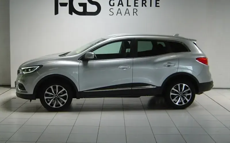 Gebraucht Renault Kadjar Techno 158 PS (116 kW) 2022 Grau SUV