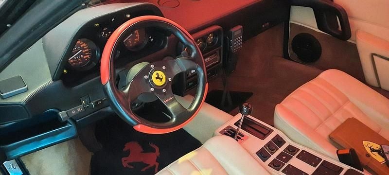 Gebraucht Ferrari 328 271 PS (199 kW) 1986 Rot Cabrio