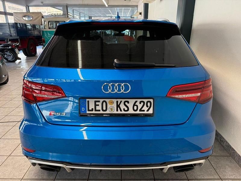 Gebraucht Audi RS3 Sport 400 PS (294 kW) 2018 Blau Limousine