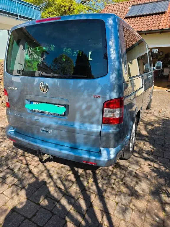 Gebraucht VW Multivan 174 PS (127 kW) 2006 Blau Van / Kleinbus