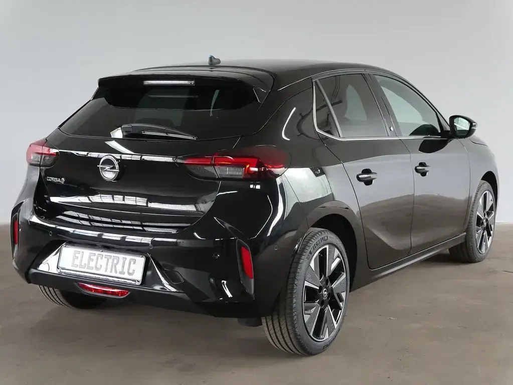Gebraucht Opel Corsa-e 100 kW (136 PS) 2023 Schwarz Kleinwagen