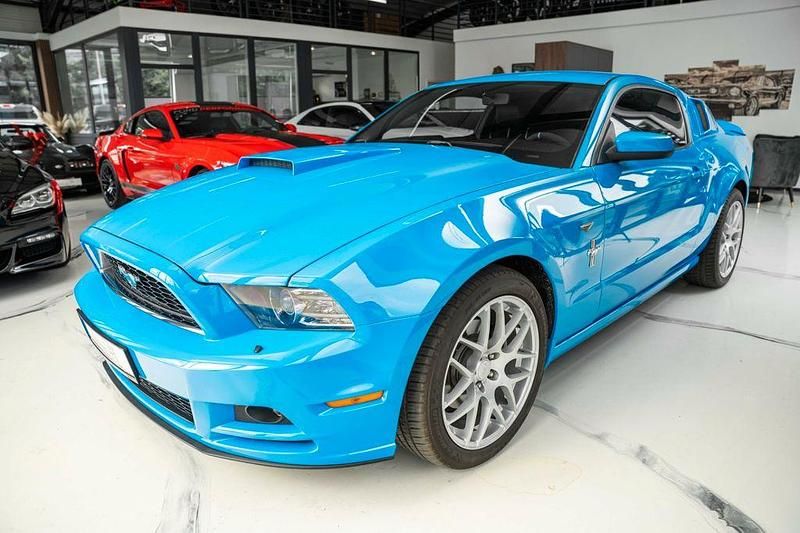 Blau Gebraucht 2014 Ford Mustang Coupé | 23.490 € (Fairer Preis) - Bild 1/4