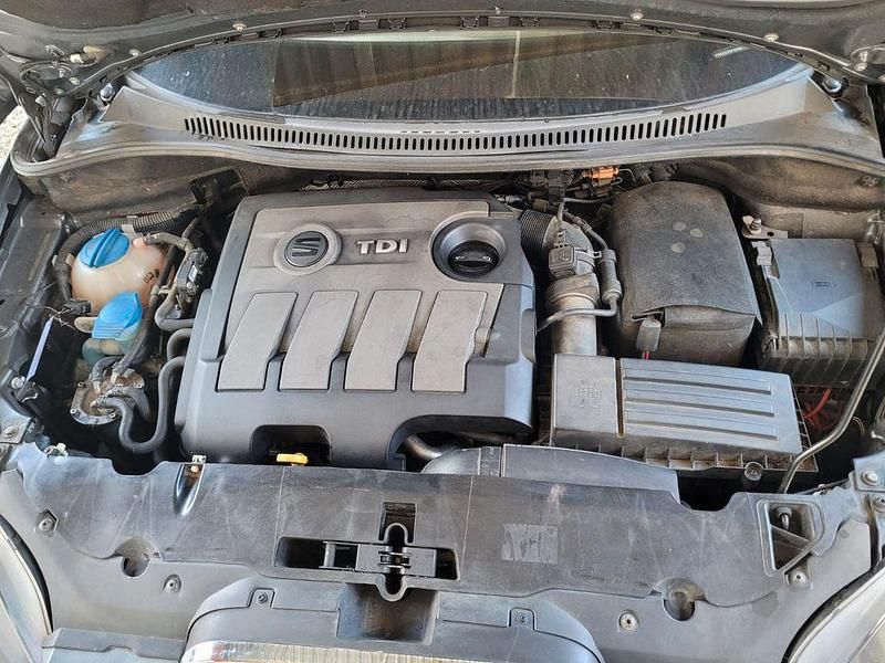 Gebraucht Seat Altea XL 4You 105 PS (77 kW) 2014 Grau Van / Kleinbus