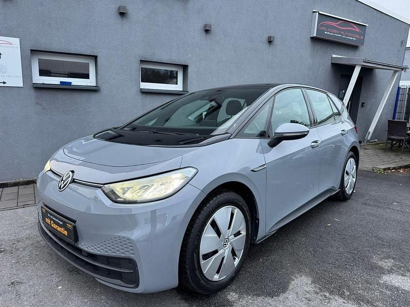 Grau Gebraucht 2021 VW ID.3 Pro Performance Kleinwagen | 15.990 € (Fairer Preis) - Bild 1/4