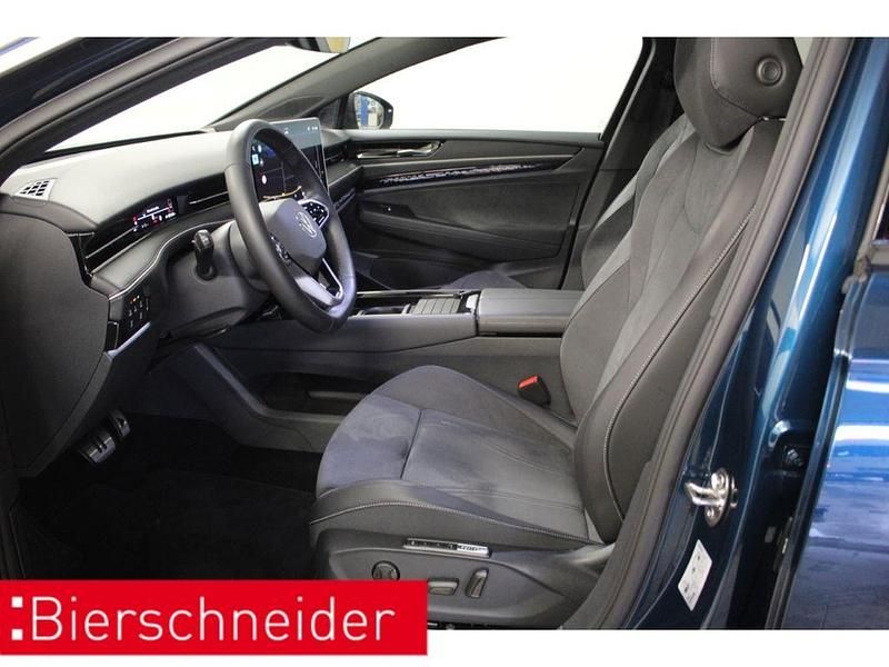 Gebraucht VW ID.7 Pro 210 kW (286 PS) 2025 Blau Limousine