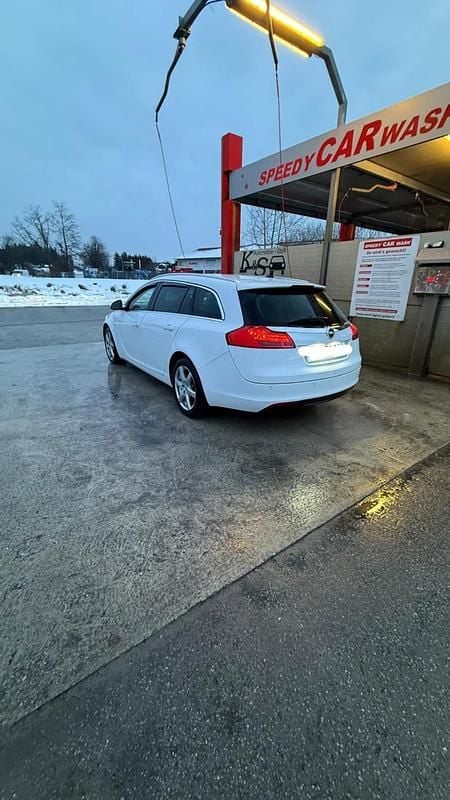 Gebraucht Opel Insignia OPC 170 PS (125 kW) 2012 Weiß Kombi