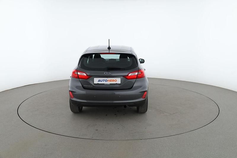 Gebraucht Ford Fiesta Cool & Connect 95 PS (69 kW) 2020 Grau Kleinwagen