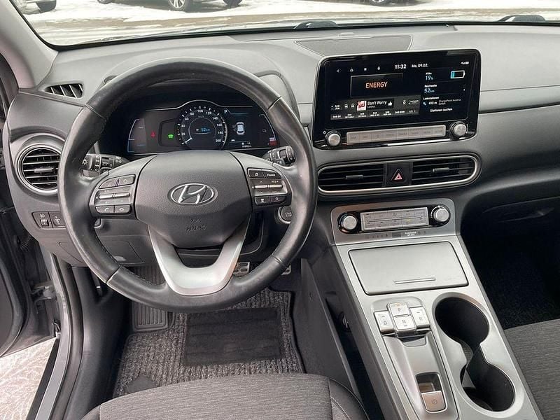 Gebraucht Hyundai Kona Advantage 100 kW (136 PS) 2020 Grau SUV