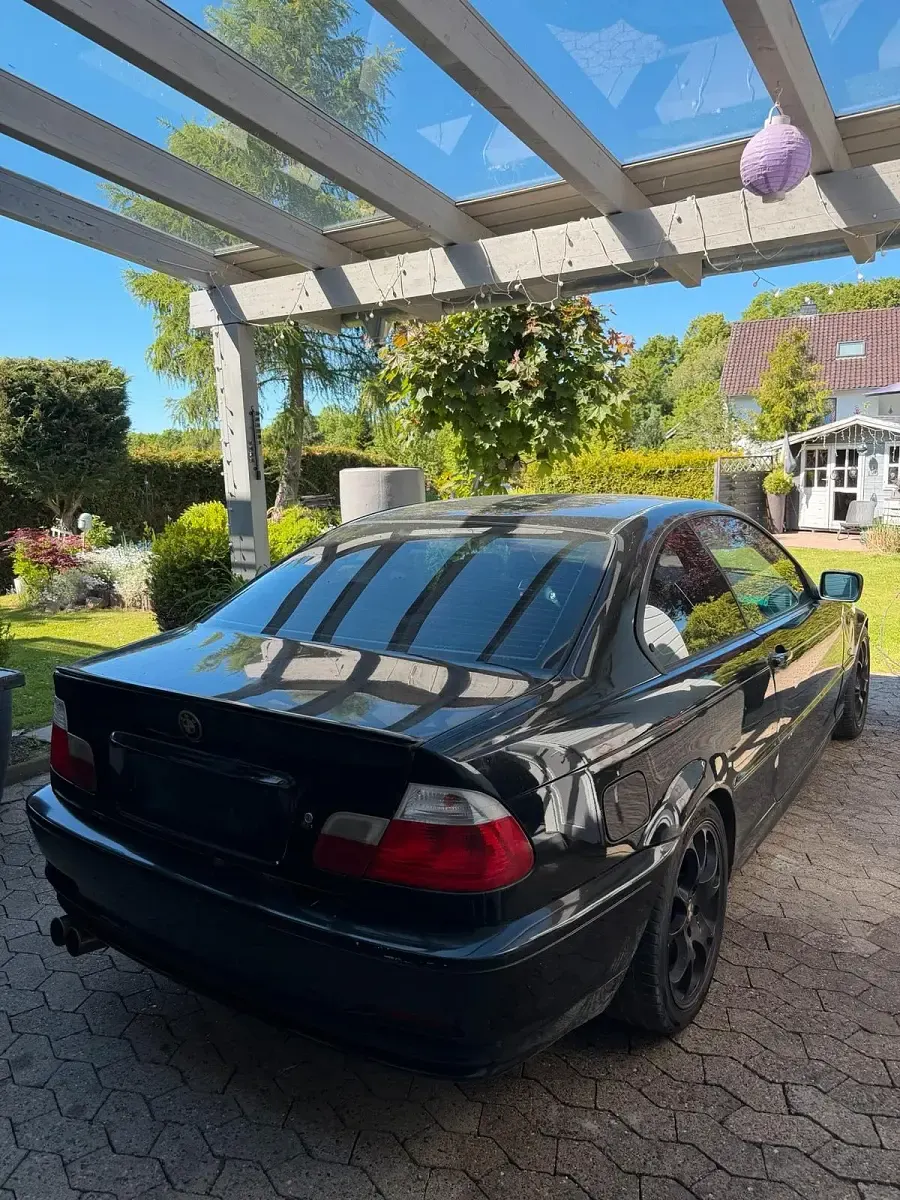 Gebraucht BMW 318 118 PS (86 kW) 2000 Schwarz Coupé