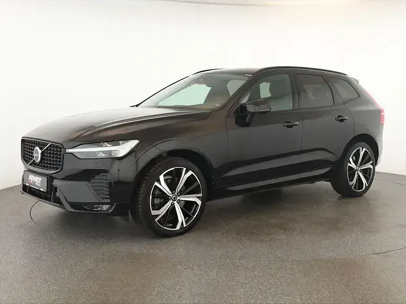 Gebraucht Volvo XC60 Plus 197 PS (144 kW) 2023 Onyx black SUV